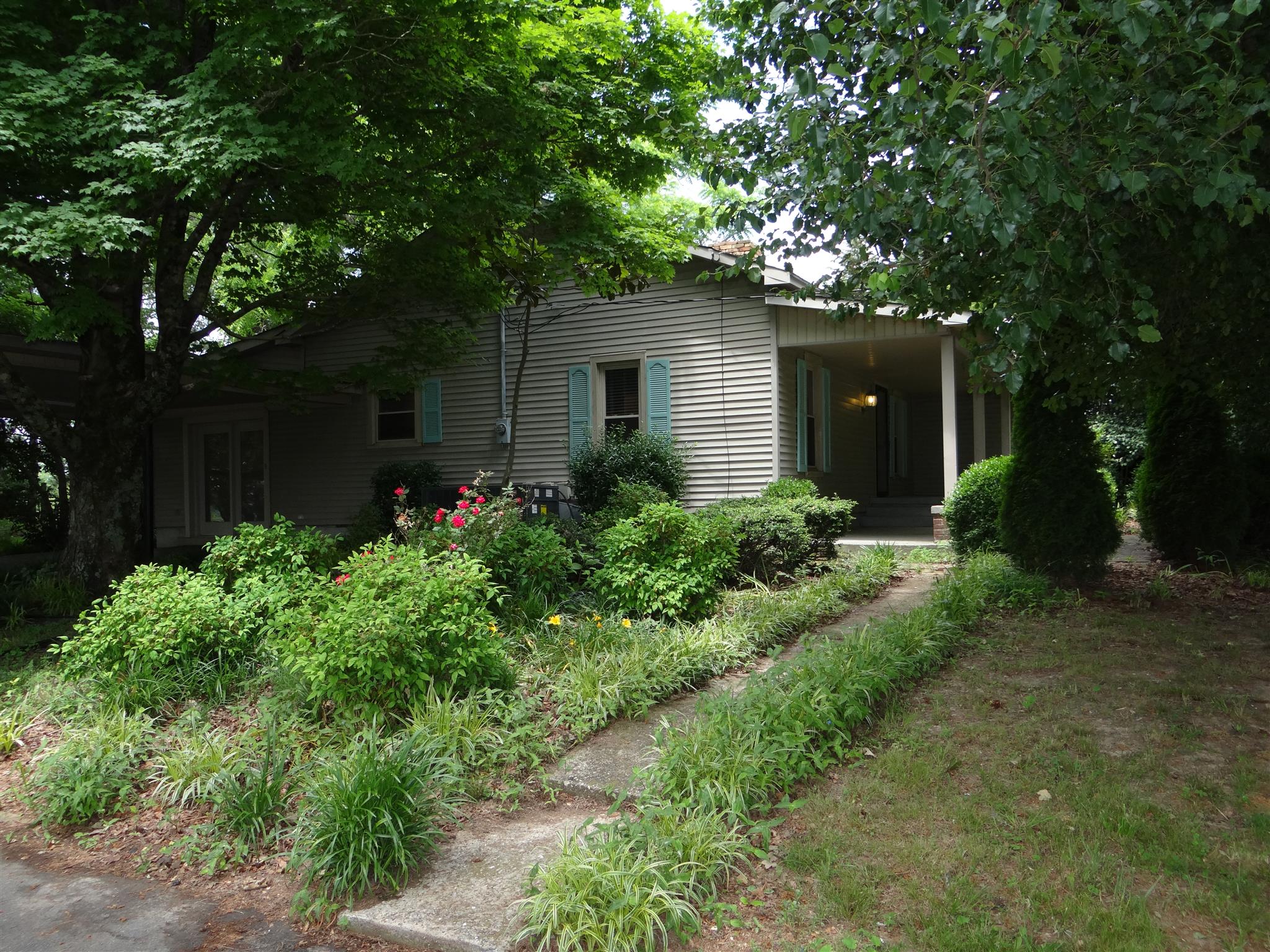 359 Red Hill-Center Road Lawrenceburg, TN 38464 - Photo 1 of 17 Gallery Image 1
