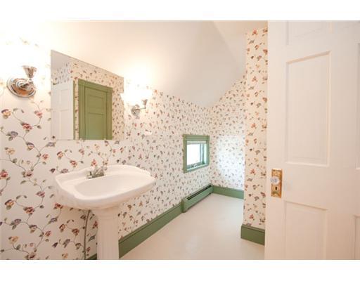 24 Blanchard Road Cumberland, ME 04021 - Photo 18 of 25 Bathroom.