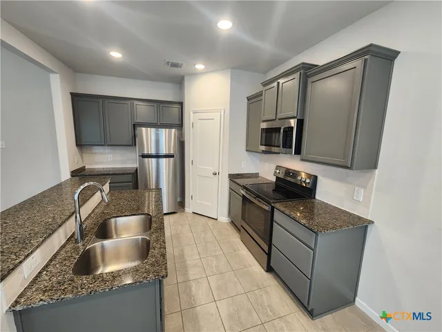 $1,695 | 625 Gingham Trail, Troy, TX 76579