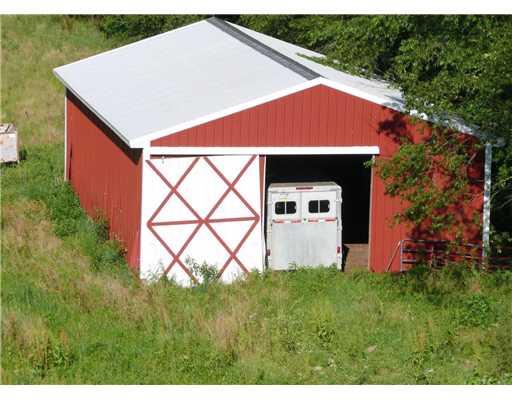 386 Cowpath Road Aliquippa, PA 15001 - Photo 17 of 18 Stable/Barn.