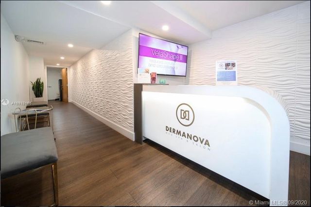 $530,000 | 1100 Biscayne Boulevard, Unit 1904, Miami, FL 33132