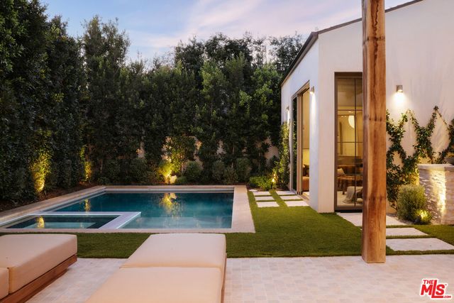 $3,995,000 | 4209 Vantage Avenue, Studio City, CA 91604