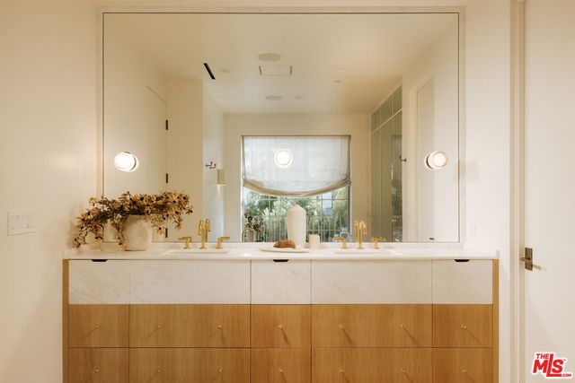 $3,995,000 | 4209 Vantage Avenue, Studio City, CA 91604