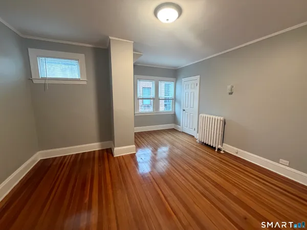 $2,000 | 800 Farmington Avenue, Unit 5, West Hartford, CT 06119