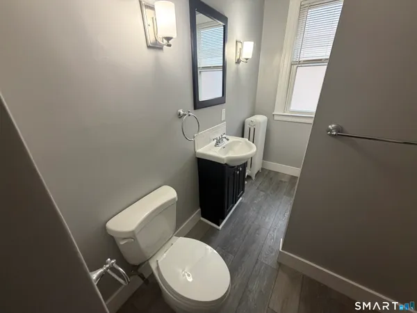 $2,000 | 800 Farmington Avenue, Unit 5, West Hartford, CT 06119