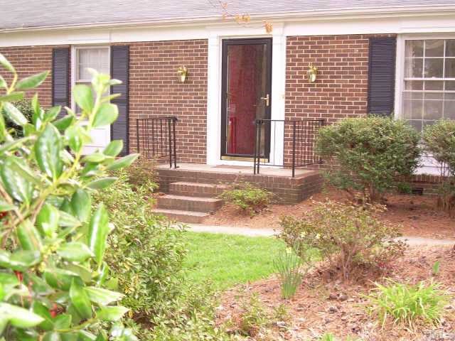 6012 Stratton Place Raleigh, NC 27609 - Photo 8 of 10 Gallery Image 8