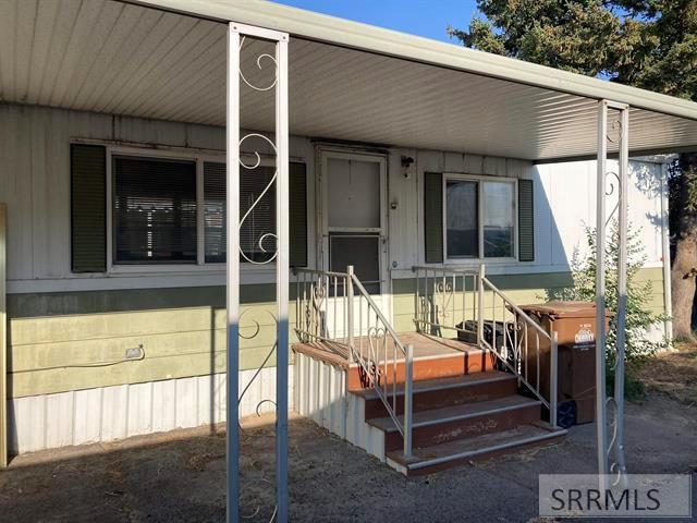 330 West Chubbuck Road, Unit 32 Chubbuck, ID 83202 - Photo 1 of 1 Main View