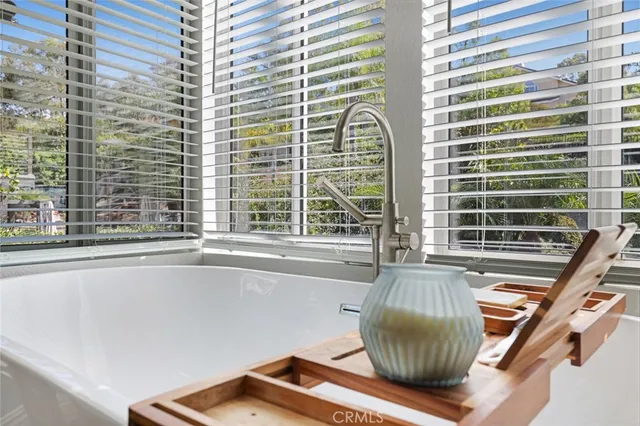 $2,090,000 | 25652 Nottingham, Laguna Hills, CA 92656