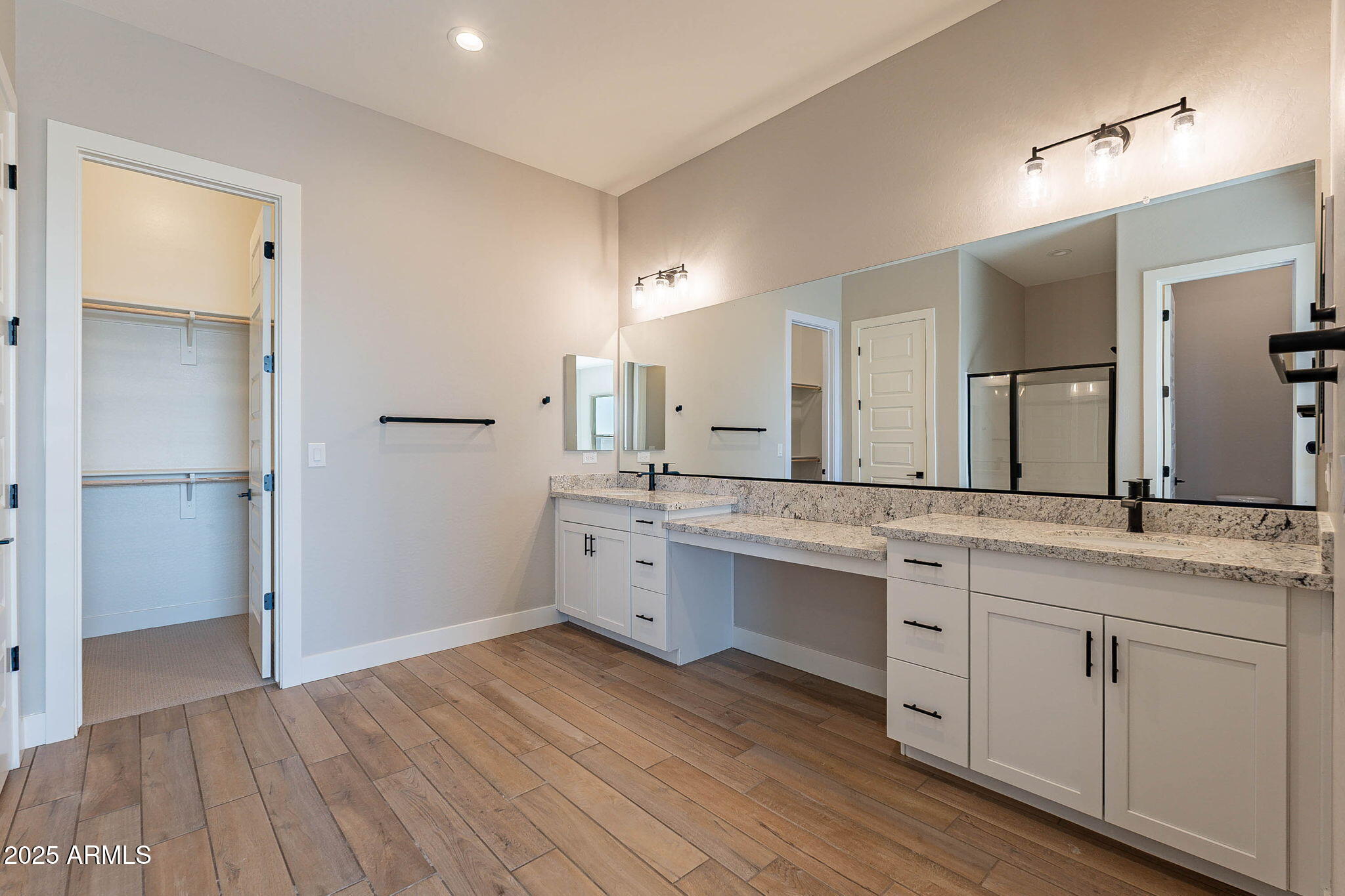 18955 West Ocotillo Road Waddell, AZ 85355 - Photo 17 of 31 Owner's Bath