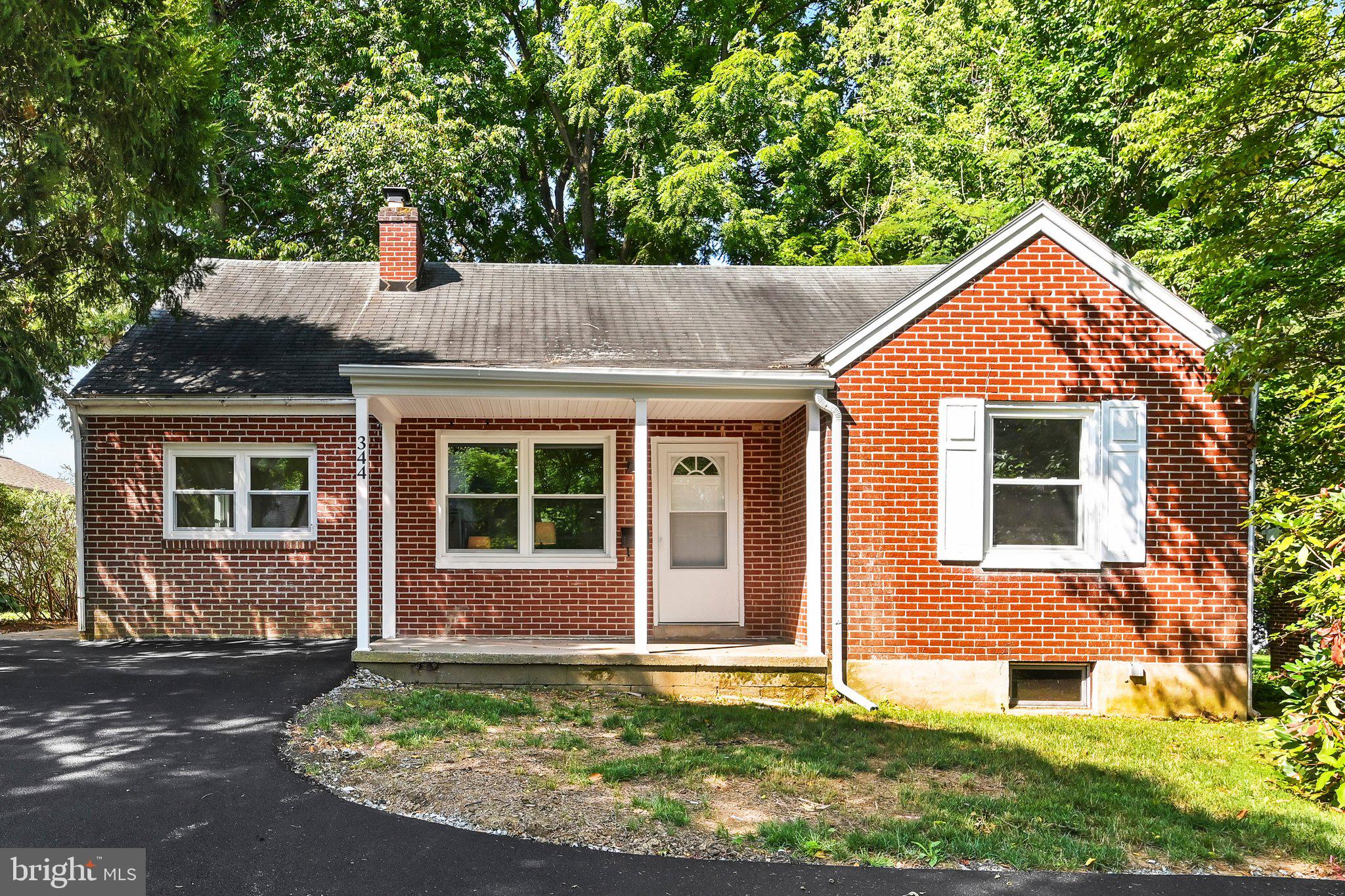 344 Abbeyville Road Lancaster, PA 17603 - Photo 1 of 27 344 Abbeyville Road