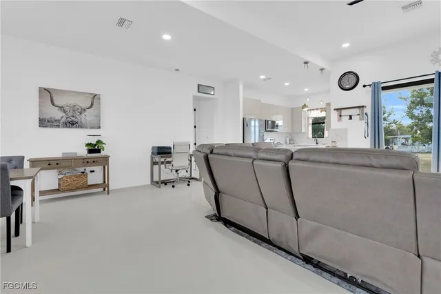 $349,990 | 2250 10th Terrace, Lehigh Acres, FL 33936