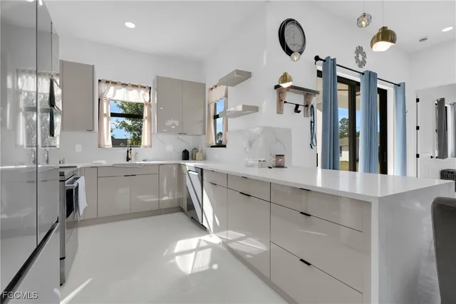 $349,990 | 2250 10th Terrace, Lehigh Acres, FL 33936