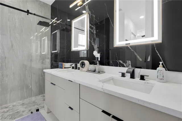 $349,990 | 2250 10th Terrace, Lehigh Acres, FL 33936