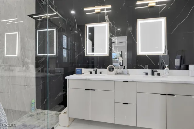 $349,990 | 2250 10th Terrace, Lehigh Acres, FL 33936