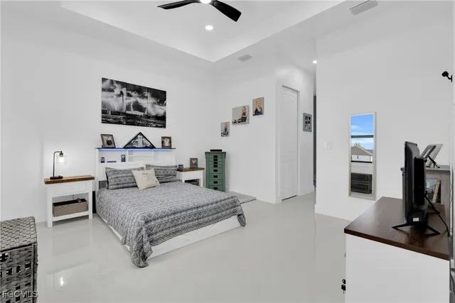 $349,990 | 2250 10th Terrace, Lehigh Acres, FL 33936