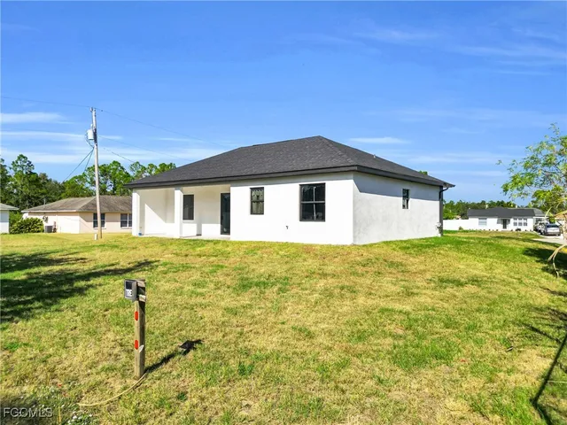 $349,990 | 2250 10th Terrace, Lehigh Acres, FL 33936