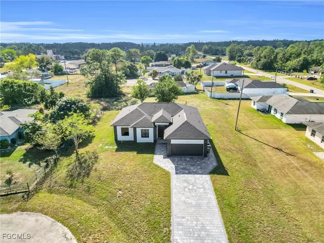 $349,990 | 2250 10th Terrace, Lehigh Acres, FL 33936