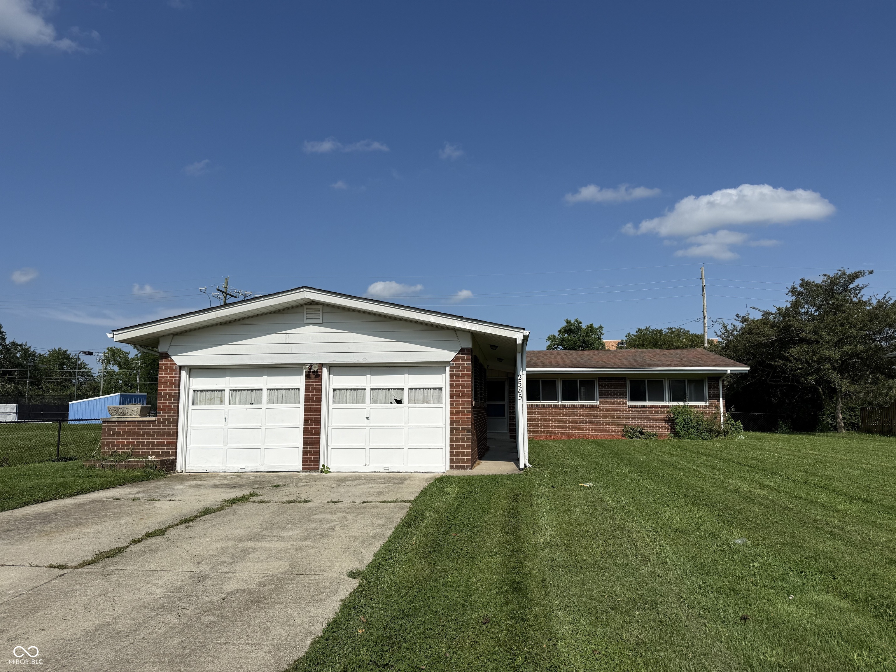 2585 Union Street Columbus, IN 47201 - Photo 25 of 28