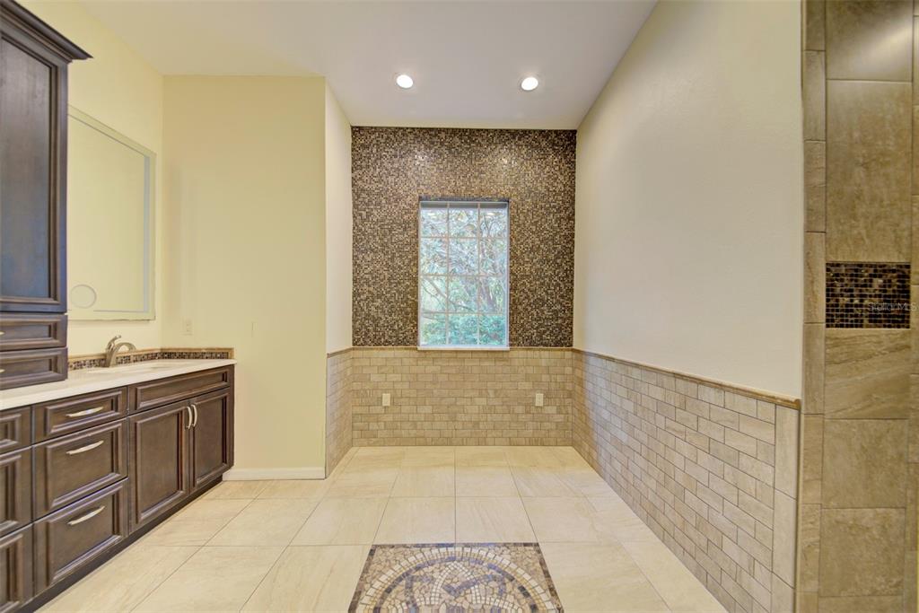 7333 Royal Oak Drive Spring Hill, FL 34607 - Photo 54 of 98