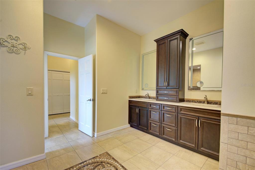 7333 Royal Oak Drive Spring Hill, FL 34607 - Photo 55 of 98