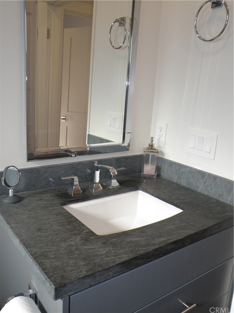 1738 Palm Drive Hermosa Beach, CA 90254 - Photo 10 of 15