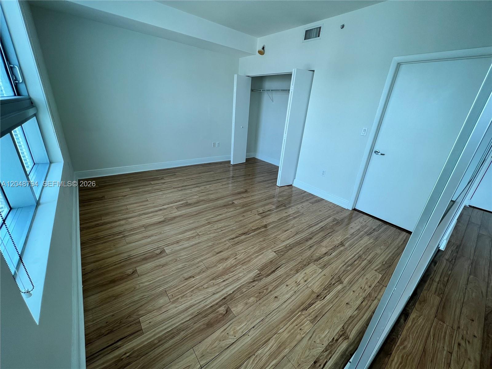 90 Southwest 3rd Street, Unit 3710 Miami, FL 33130 - Photo 22 of 28 Gallery Image 22