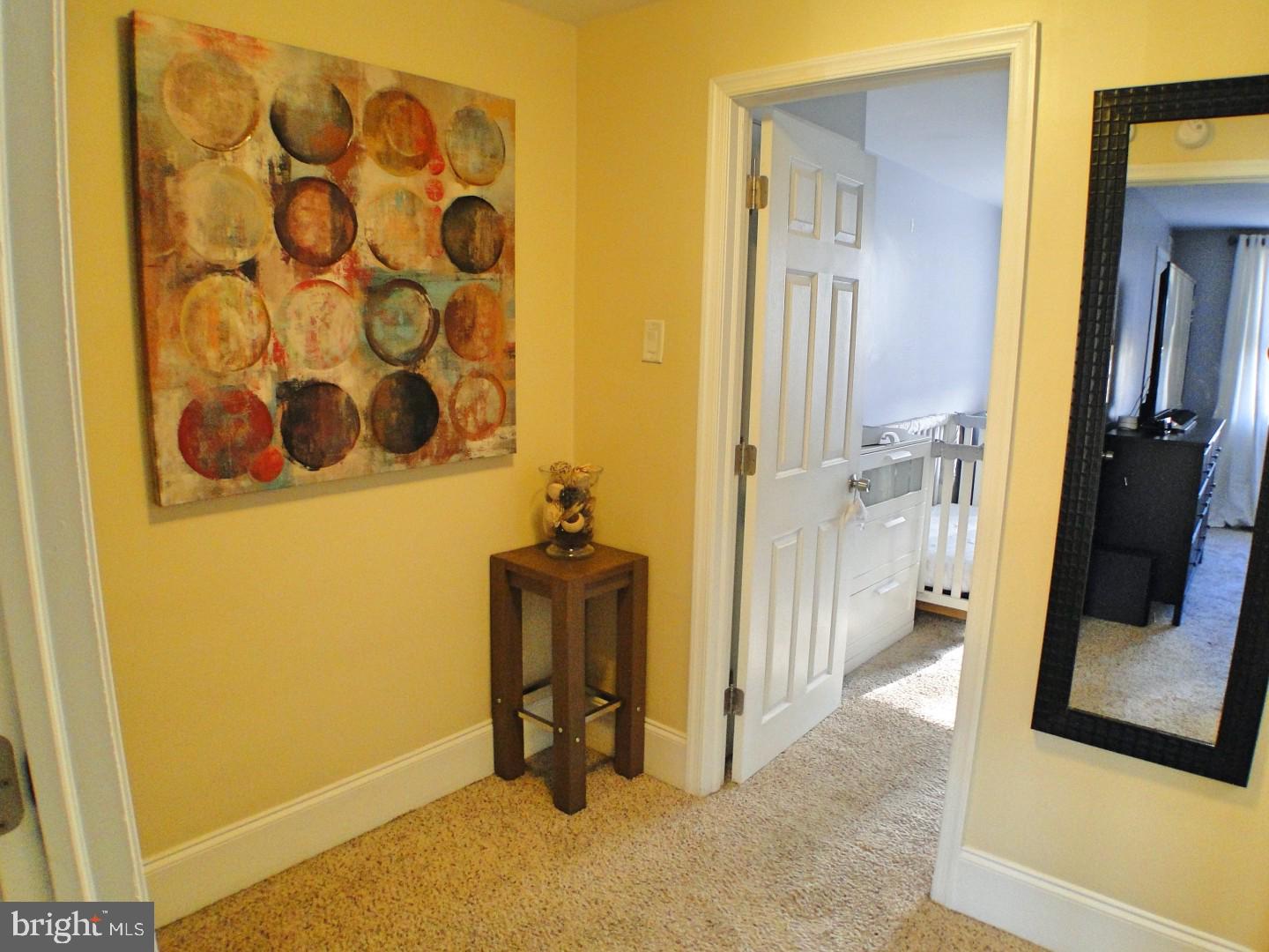 1816 Farrington Road Philadelphia, PA 19151 - Photo 15 of 29 Hallway