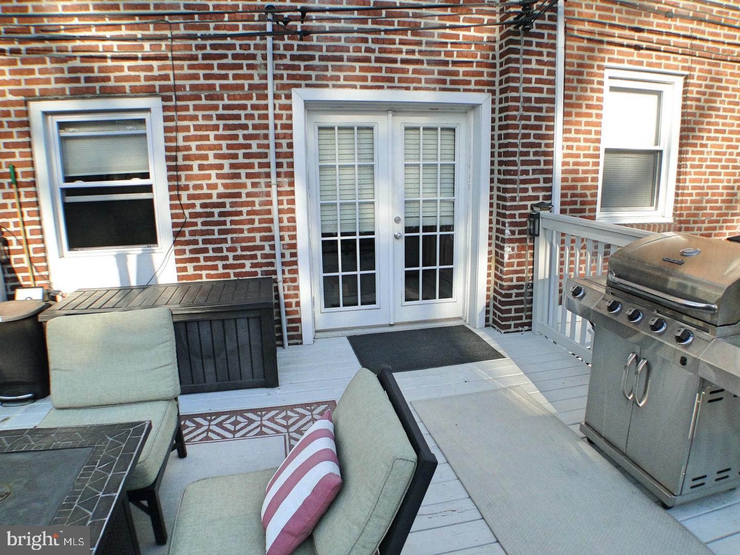 1816 Farrington Road Philadelphia, PA 19151 - Photo 24 of 29 Back of House