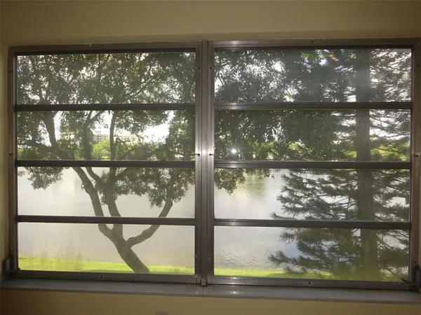 $1,950 | 2801 North Palm Aire Drive, Unit 308, Pompano Beach, FL 33069