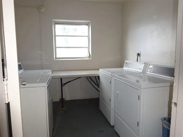 $1,950 | 2801 North Palm Aire Drive, Unit 308, Pompano Beach, FL 33069