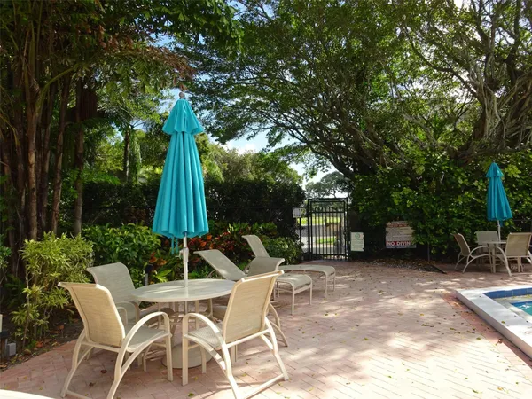 $1,950 | 2801 North Palm Aire Drive, Unit 308, Pompano Beach, FL 33069
