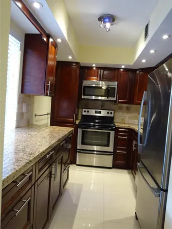 $1,950 | 2801 North Palm Aire Drive, Unit 308, Pompano Beach, FL 33069