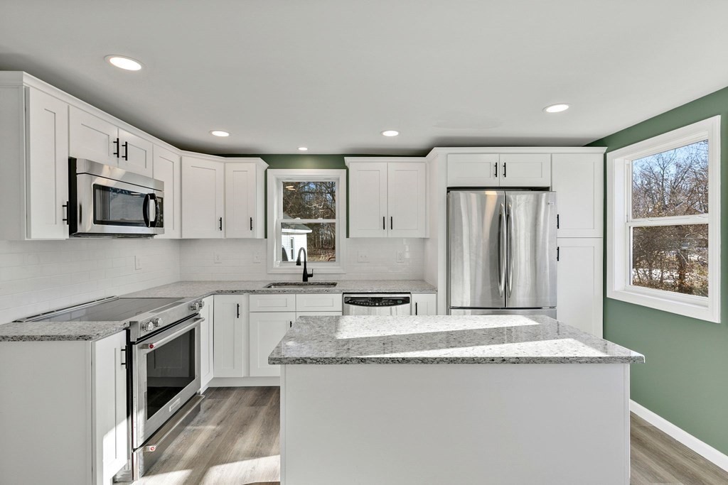 138 Point Grove Road Southwick, MA 01077 - Photo 10 of 37