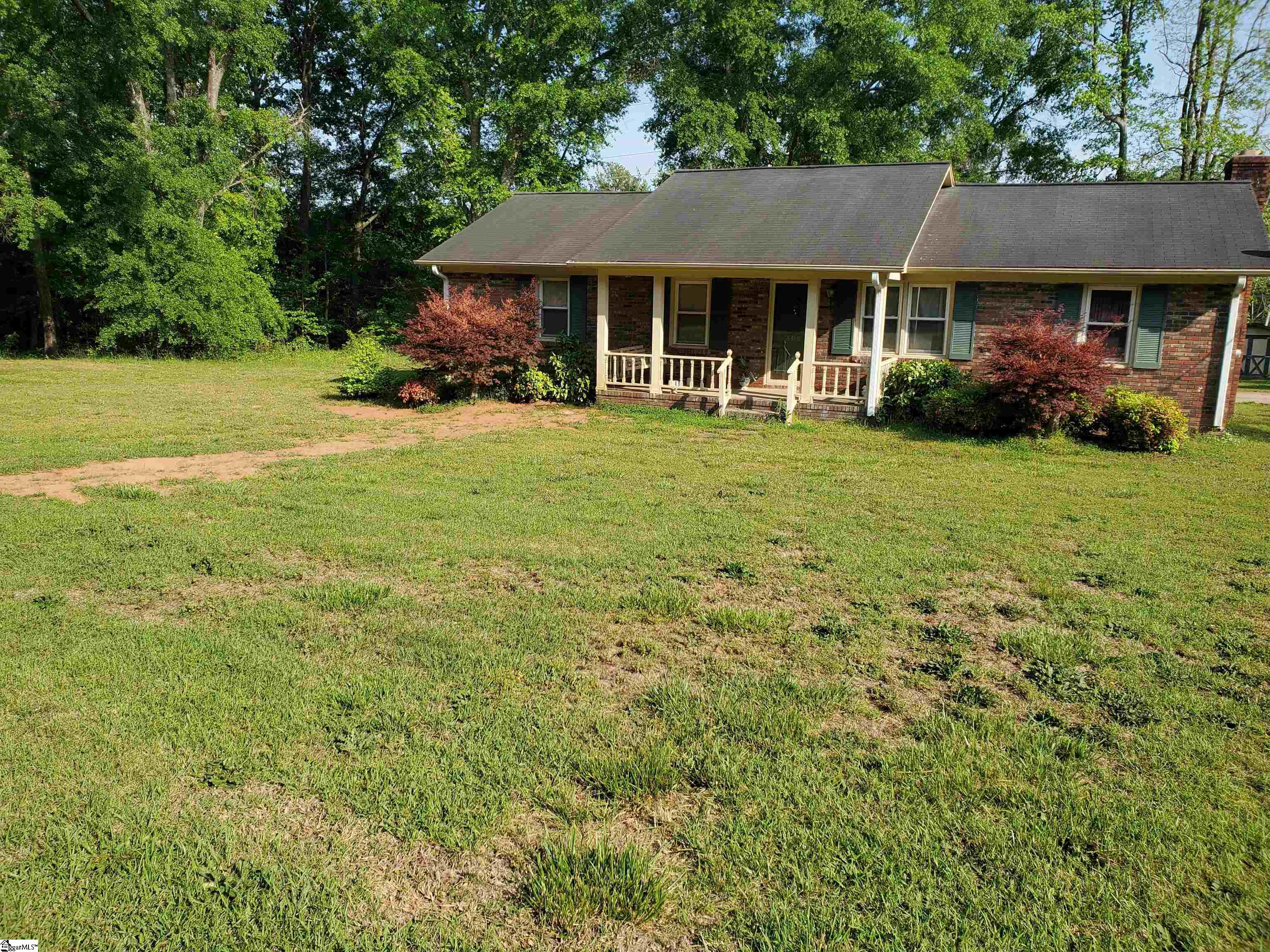 302 Bakerville Road Easley, SC 29642 - Photo 2 of 7