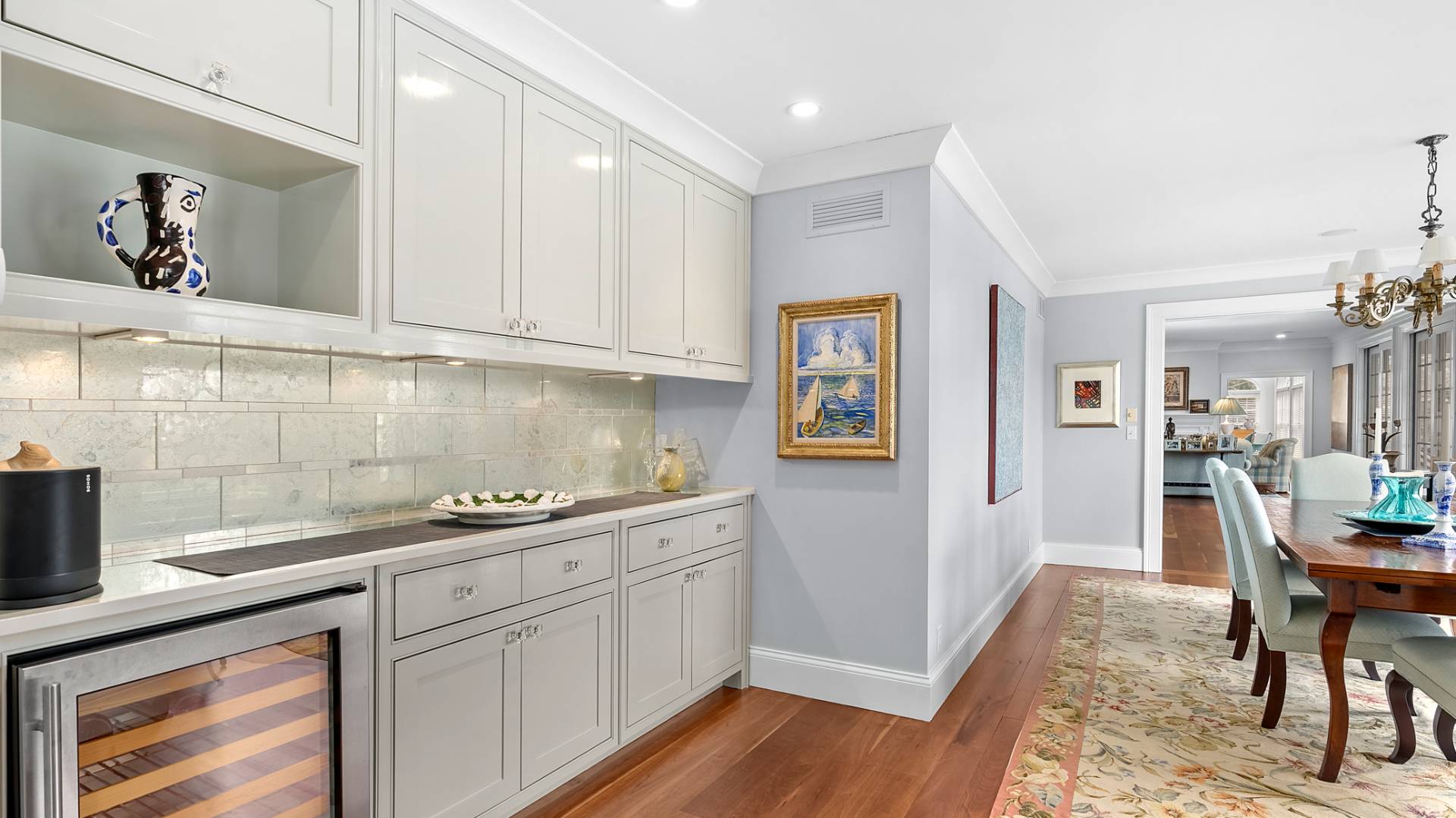 43 Thanet Way East Hampton, NY 11937 - Photo 12 of 34 a kitchen with a sink and cabinets