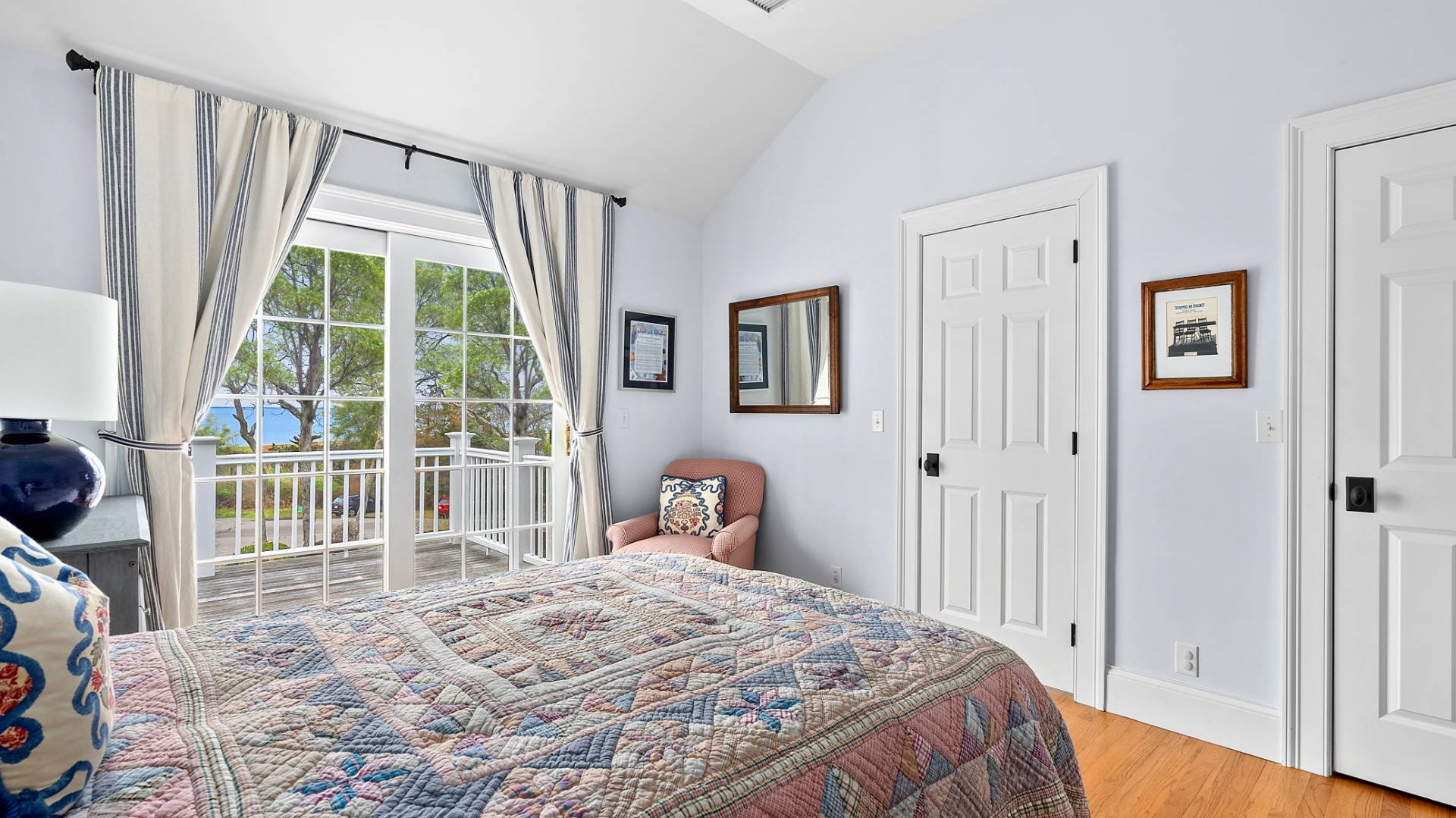 43 Thanet Way East Hampton, NY 11937 - Photo 27 of 34 a bedroom with a bed and a window
