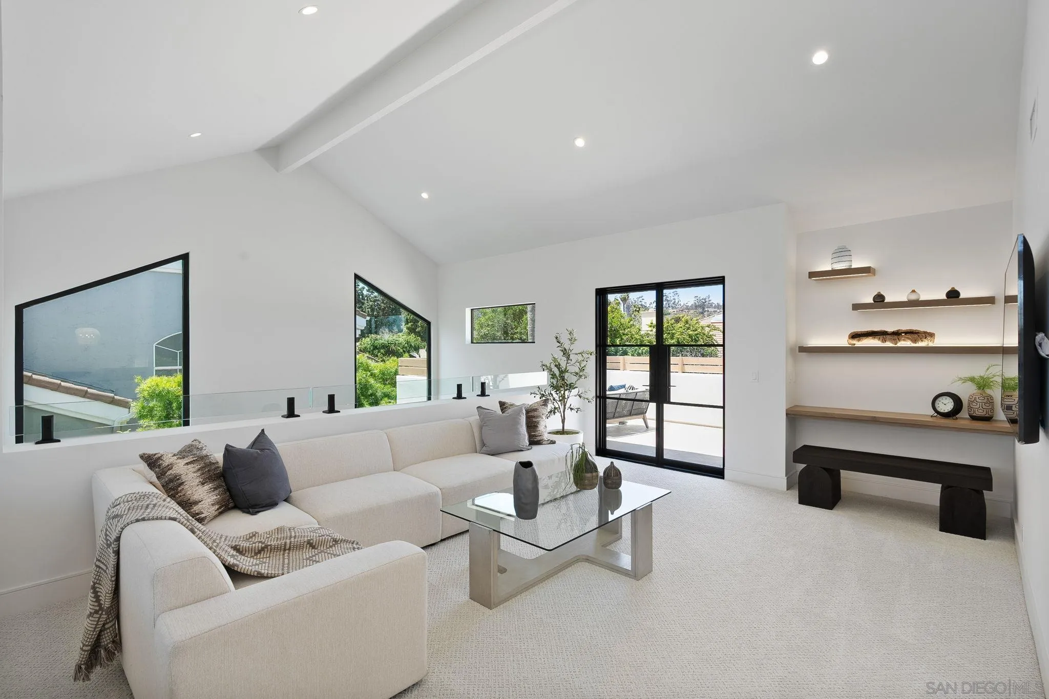 3835 Via Reposo Rancho Santa Fe, CA 92091 - Photo 27 of 34 a living room with furniture and a flat screen tv
