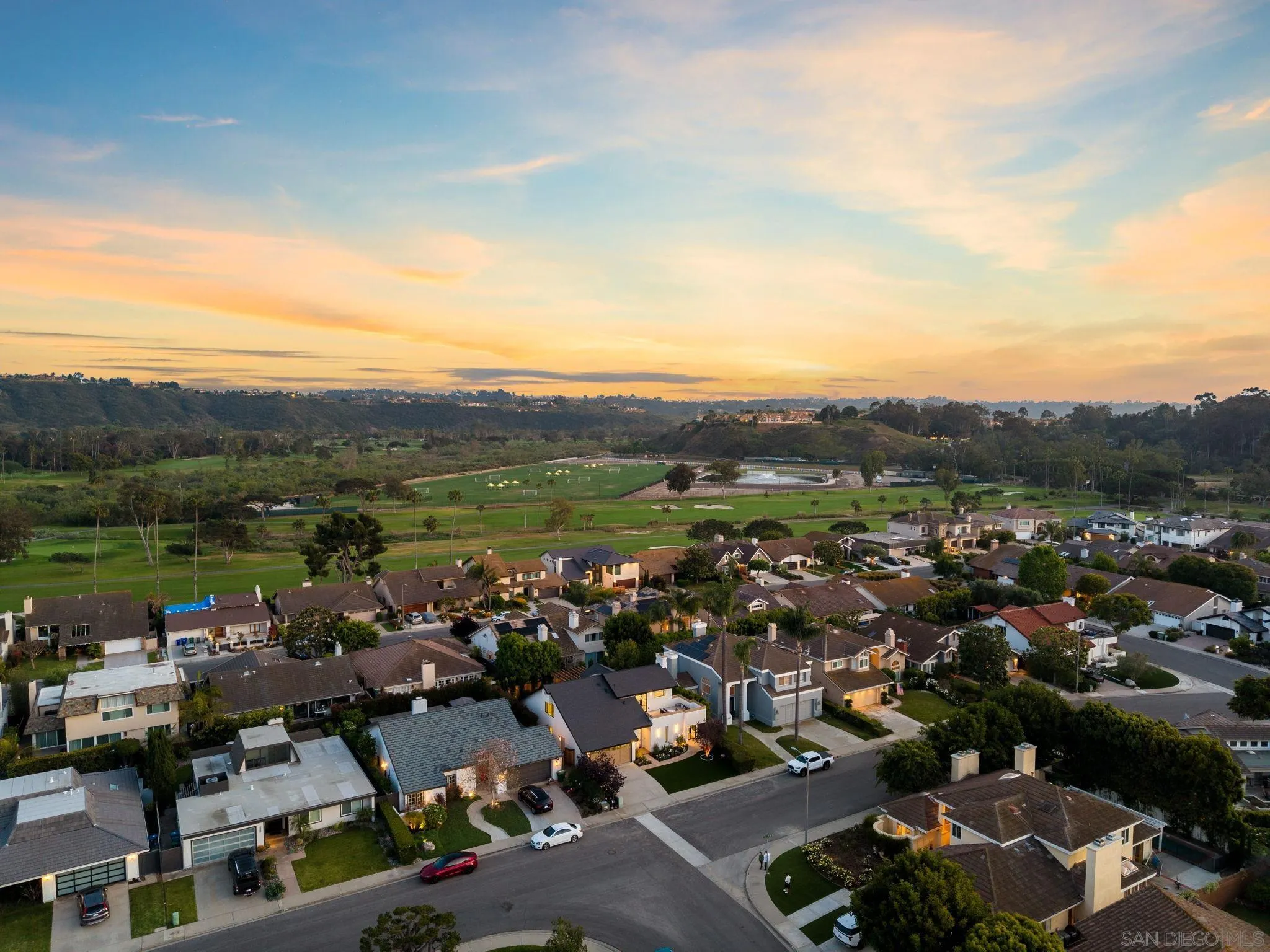 3835 Via Reposo Rancho Santa Fe, CA 92091 - Photo 32 of 34 a view of a city