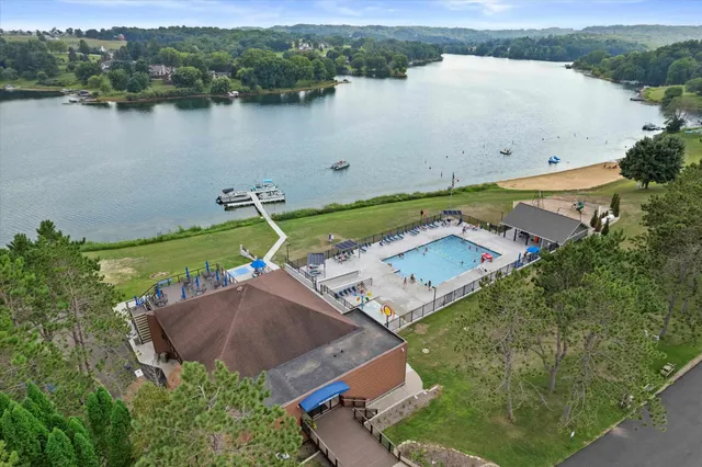 $14,989 | 1537 White Flagg Lane, La Valle, WI 53941