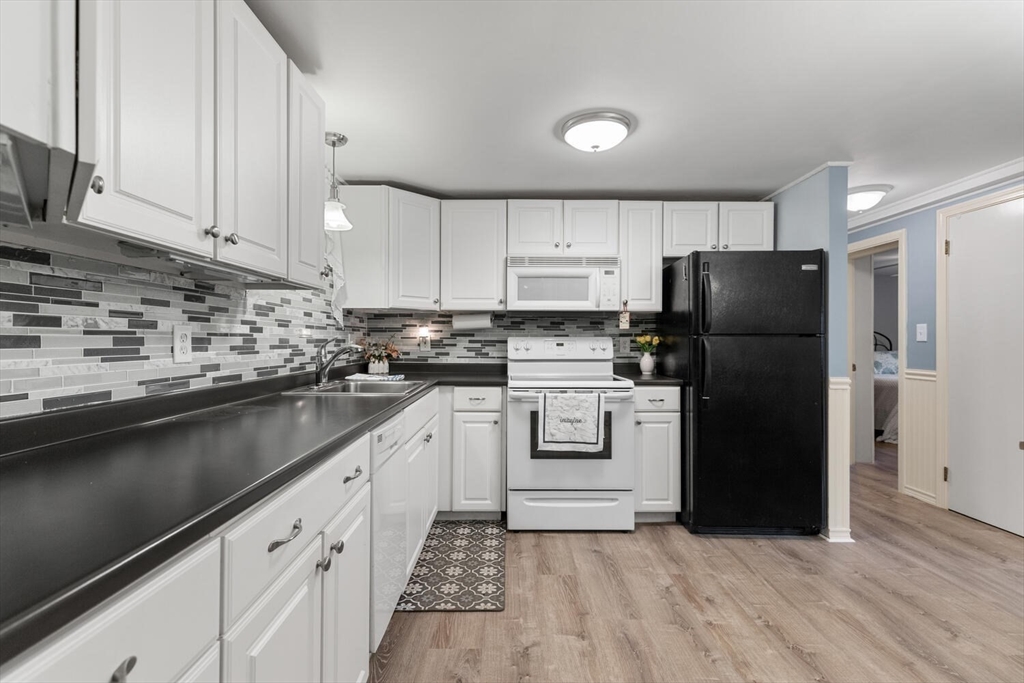 22 Indian Hill Road Wakefield, MA 01880 - Photo 22 of 37