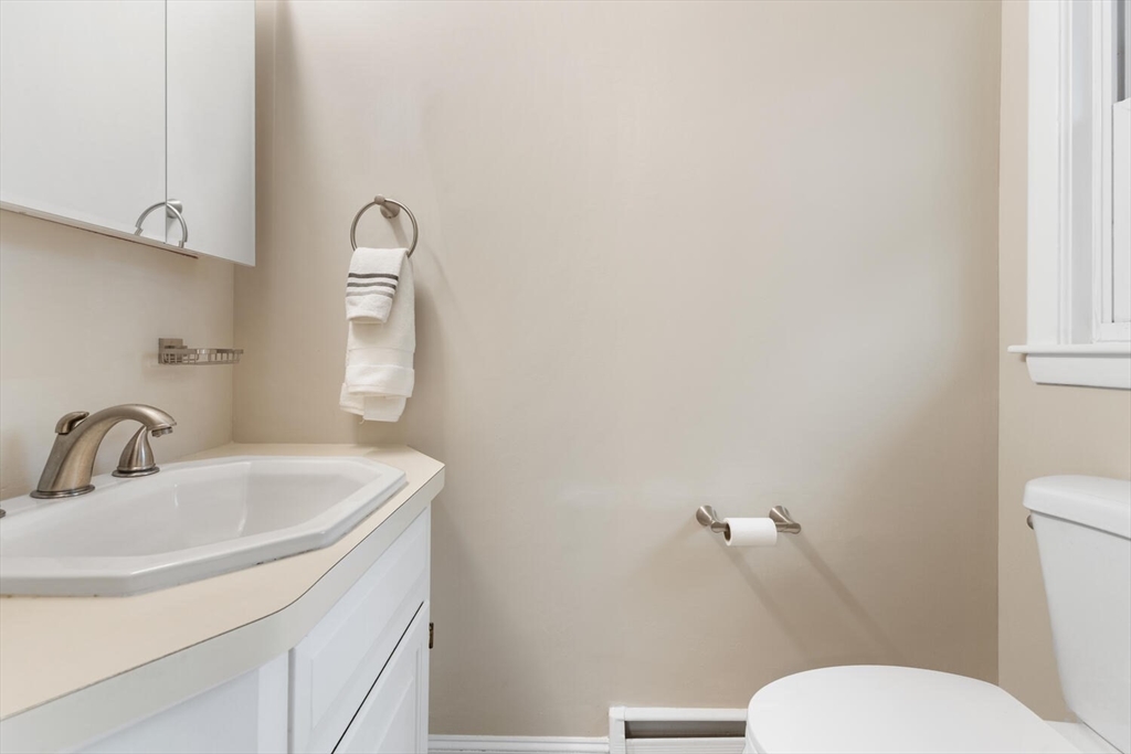 22 Indian Hill Road Wakefield, MA 01880 - Photo 24 of 37