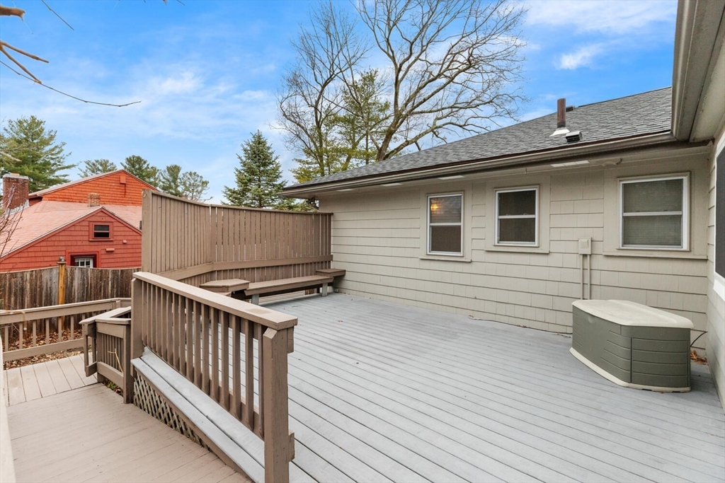 22 Indian Hill Road Wakefield, MA 01880 - Photo 25 of 37