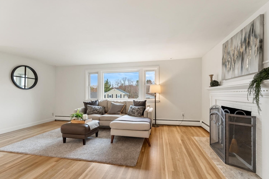 22 Indian Hill Road Wakefield, MA 01880 - Photo 6 of 37