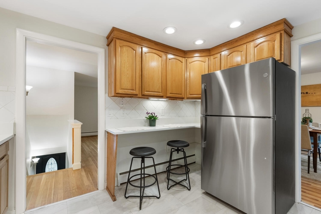 22 Indian Hill Road Wakefield, MA 01880 - Photo 10 of 37