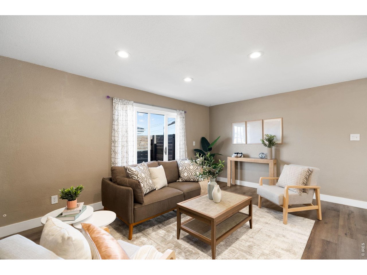 1030 Stuart Street Denver, CO 80204 - Photo 3 of 27