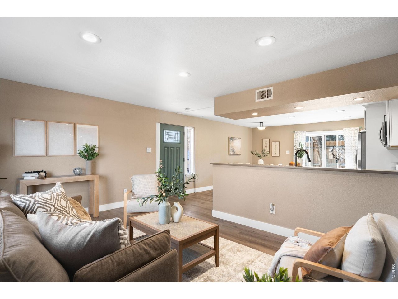 1030 Stuart Street Denver, CO 80204 - Photo 9 of 27