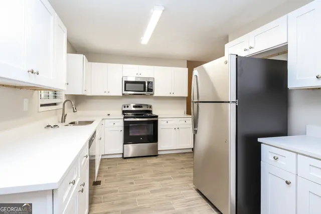 $1,995 | 4461 Shiloh Hills Drive, Snellville, GA 30039