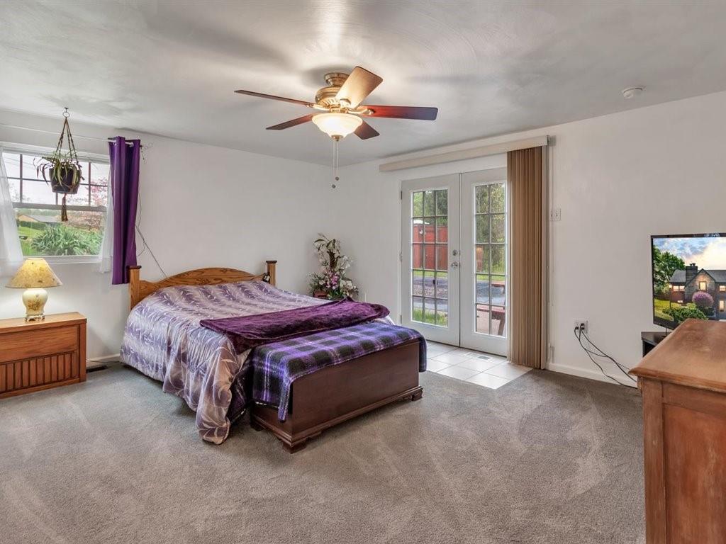 106 Ramage Road Pittsburgh, PA 15214 - Photo 12 of 24 Gallery Image 12