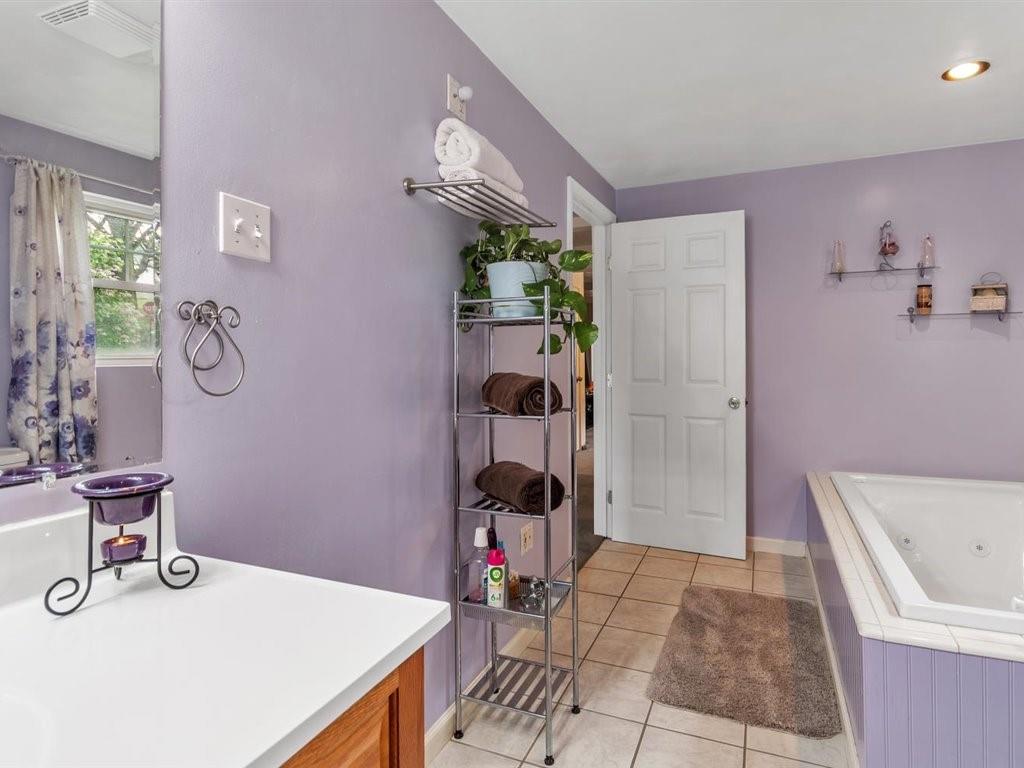 106 Ramage Road Pittsburgh, PA 15214 - Photo 16 of 24 Gallery Image 16