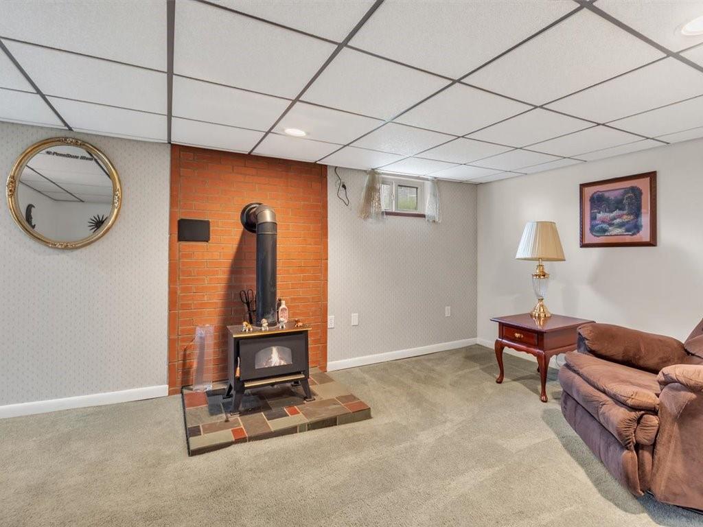 106 Ramage Road Pittsburgh, PA 15214 - Photo 18 of 24 Gallery Image 18